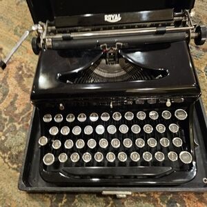 Royal Black Typewriter